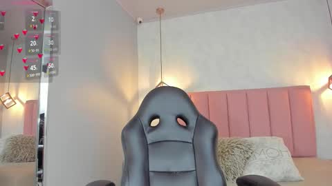  S U N N Y online show from February 2026 01:29:02 PM