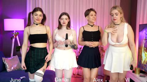 Snapshot of sunnyfia chatting on January 2025 12:06:01 AM Fia - TG - Mia - Alice - online show from January 2025 12:06:01 AM