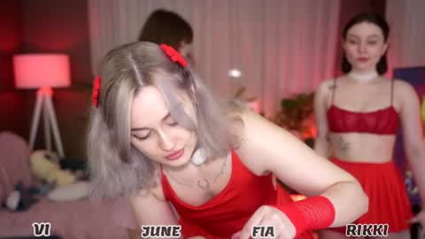 Snapshot of sunnyfia chatting on October 2025 02:31:01 AM Fia - TG - Mia - Alice - online show from October 2025 02:31:01 AM