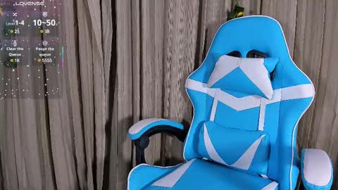      online show from February 2025 09:01:02 PM