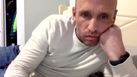 sunrise5555 online show from March 2026 10:25:01 PM