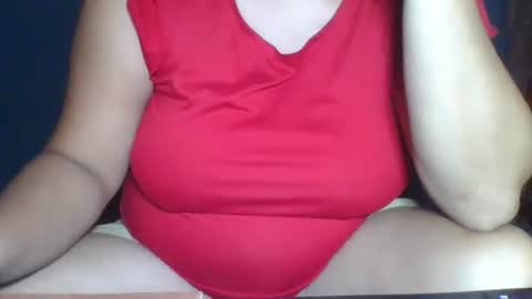 sunshine_789 online show from April 2026 08:10:01 PM