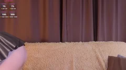 Alice online show from November 2025 03:27:01 AM