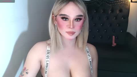 CARMINA online show from December 2025 01:46:02 AM