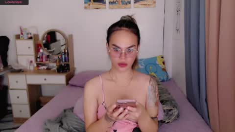Snapshot of superhotvaleria chatting on May 2026 05:52:01 PM Im val online show from May 2026 05:52:01 PM