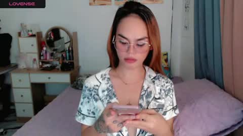 Snapshot of superhotvaleria chatting on May 2026 06:41:02 AM Im val online show from May 2026 06:41:02 AM