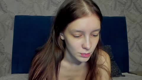 Una online show from December 2024 05:14:02 AM