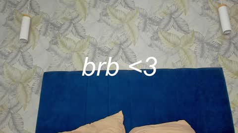 Una online show from January 2025 08:42:01 PM