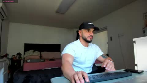 Snapshot of supermanboyxxl chatting on April 2026 05:43:02 AM supermanboyxxl online show from April 2026 05:43:02 AM
