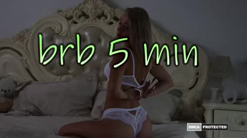 Natalie online show from November 2025 09:47:01 PM