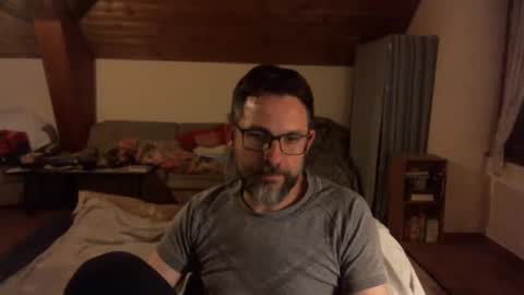 supersquirrel81 online show from November 2025 08:30:01 PM