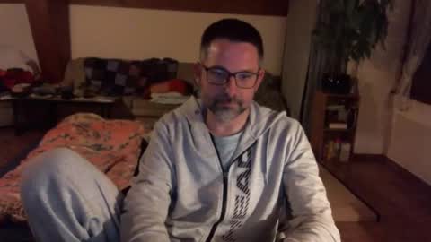 supersquirrel81 online show from March 2026 08:01:01 PM