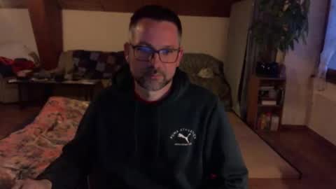 supersquirrel81 online show from April 2026 04:46:01 AM