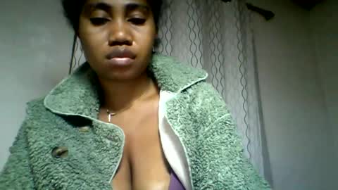 Snapshot of surbelle chatting on June 2026 05:39:02 AM surbelle online show from June 2026 05:39:02 AM