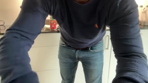 surfstar81 online show from September 2025 10:40:02 AM