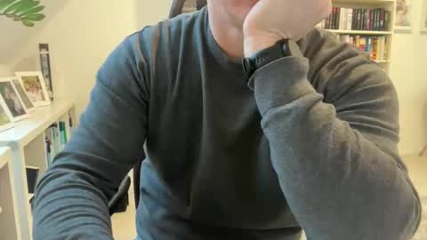 surfstar81 online show from January 2026 08:08:01 AM