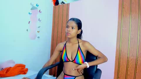 Snapshot of surifoster chatting on May 2026 01:40:01 PM suri online show from May 2026 01:40:01 PM