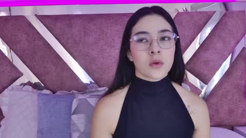Snapshot of susa1userma_ chatting on June 2026 11:44:02 AM Susann online show from June 2026 11:44:02 AM