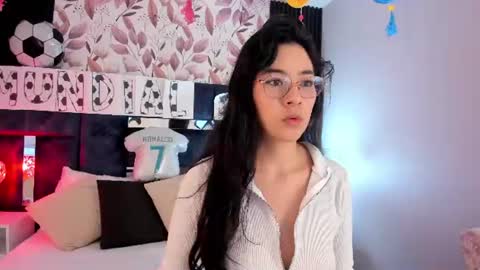 Snapshot of susa1userma_ chatting on June 2026 11:35:02 AM Susann online show from June 2026 11:35:02 AM