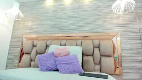 Susan online show from November 2025 11:32:02 AM