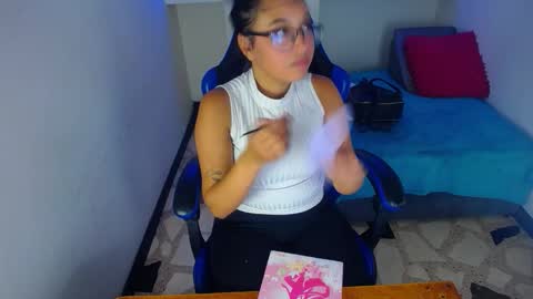 susan online show from October 2025 07:58:02 PM