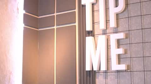 susan_wall online show from April 2026 02:45:01 PM