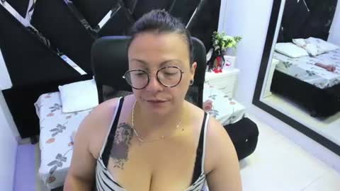 Snapshot of susana_flame chatting on July 2026 03:19:01 AM Susana Flame online show from July 2026 03:19:01 AM