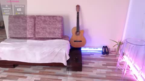 Susana hendrix    online show from February 2026 06:28:02 PM