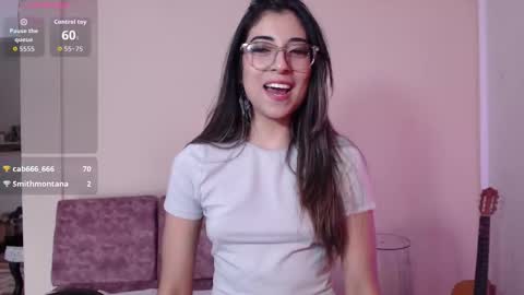 Susana hendrix    online show from March 2026 06:40:01 PM