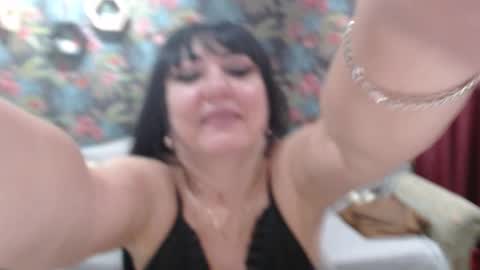 SusanLaNice online show from October 2025 10:02:01 AM