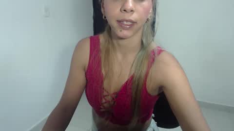 Snapshot of susanleroy chatting on January 2025 07:57:01 AM susanleroy online show from January 2025 07:57:01 AM