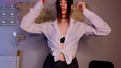 Snapshot of susannahtrojahn chatting on April 2026 03:06:01 PM susannahtrojahn online show from April 2026 03:06:01 PM