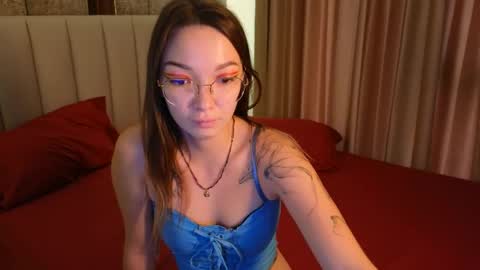 Snapshot of susannjohnson chatting on May 2026 04:07:02 AM susannjohnson online show from May 2026 04:07:02 AM