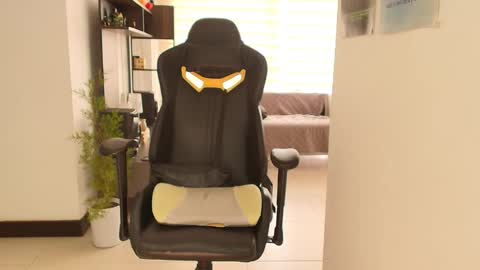 Susan Rhodes online show from October 2025 02:20:01 PM