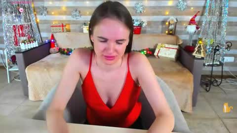 susansmitt online show from December 2025 01:36:01 AM