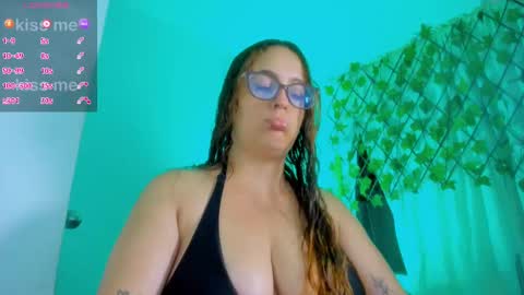 Snapshot of sussanmiller_ chatting on March 2025 01:16:02 PM sussanmiller_ online show from March 2025 01:16:02 PM