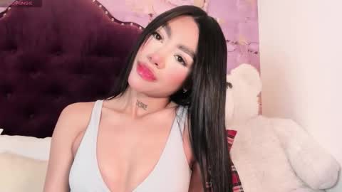 Sussie Tompsom online show from February 2026 03:02:01 PM