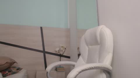 sussy leon online show from January 2025 06:32:01 PM