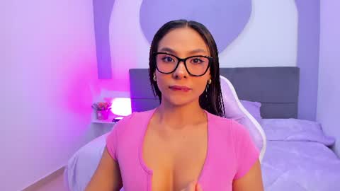 Snapshot of sussy_sweet4u chatting on June 2026 10:07:02 AM sussy_sweet4u online show from June 2026 10:07:02 AM