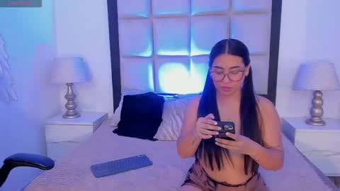 sussyfoxx_ online show from February 2026 12:19:01 PM
