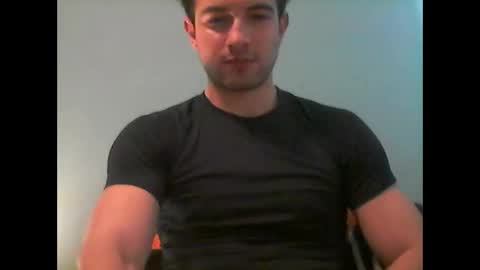 Snapshot of sutromaxx chatting on October 2025 08:18:02 PM Maximus online show from October 2025 08:18:02 PM