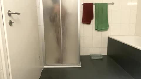 Snapshot of suug10 chatting on April 2026 10:36:01 PM tylorgerman online show from April 2026 10:36:01 PM