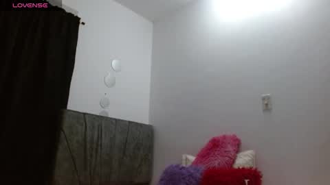 suzan_30 online show from January 2026 08:12:01 PM