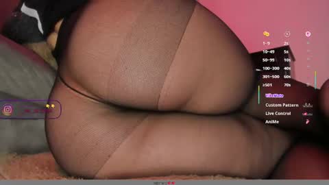 Snapshot of suzanana chatting on July 2026 02:41:01 PM suzanana online show from July 2026 02:41:01 PM
