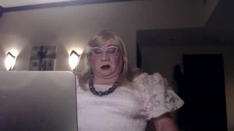 My name is Sissy or more fully Suzanna Aprilia Maria Mariquita Catarina Chinita Banci. Soy una puta - que chimba ladybug online show from February 2025 05:14:01 PM