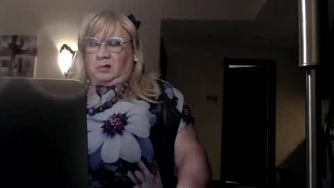 My name is Sissy or more fully Suzanna Aprilia Maria Mariquita Catarina Chinita Banci. Soy una puta - que chimba ladybug online show from February 2025 09:55:01 PM