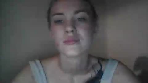 Snapshot of suzie_jenny chatting on July 2026 08:04:01 PM Suzie Jenny online show from July 2026 08:04:01 PM