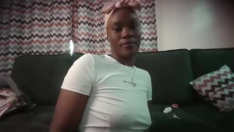 Wildpeachy online show from November 2025 10:47:01 AM