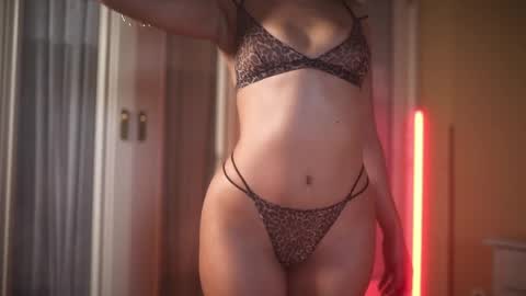 suzysuza online show from March 2026 11:58:01 AM