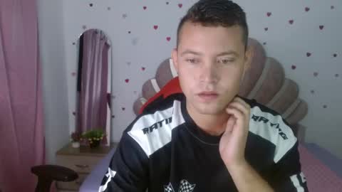 Snapshot of sven_fox723 chatting on April 2026 11:49:01 AM Sven online show from April 2026 11:49:01 AM